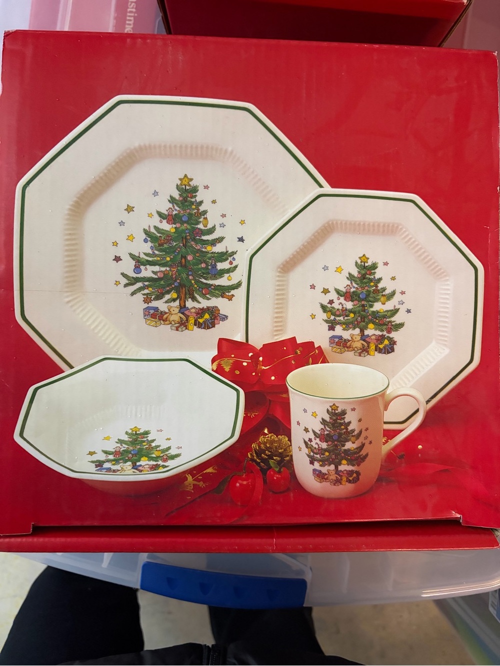 Nikko Ceramics Dinnerware Set white with Green Trim and Christmas Tree